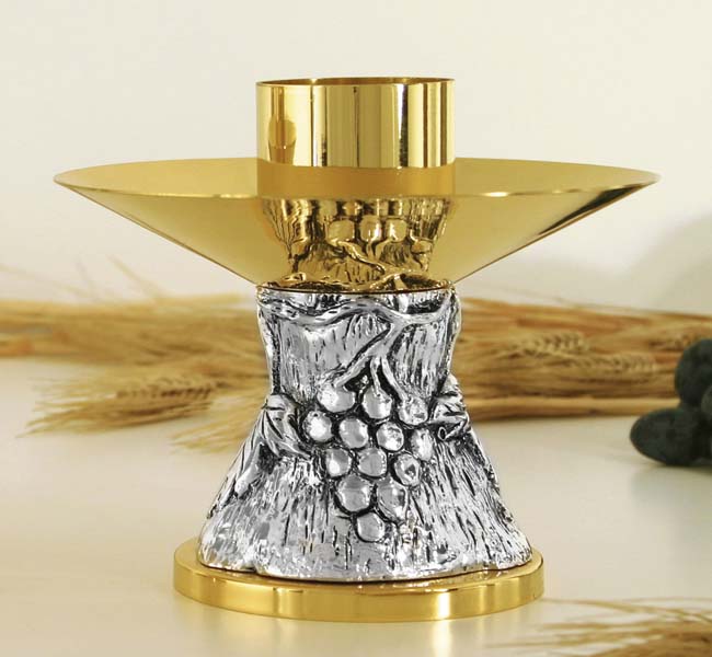 Candlestick art. Er 308. Made of metal or fiber of glass. Silver plating and gold plating metal