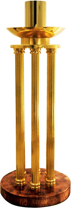 Candle holder art. Er 600. Six small columns elegantly support the cartridge case diameter 8,1 cm